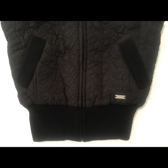 Guess Black Logo Vest with Removable Fur Hoodie, size small - Picture 7 of 8